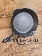 1930’s Griswold #5 Cast Iron Skillet with Large Block Logo 724. Awesome sauté skillet! Skillet