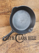 1930’s Griswold #5 Cast Iron Skillet with Large Block Logo 724. Awesome sauté skillet! Skillet