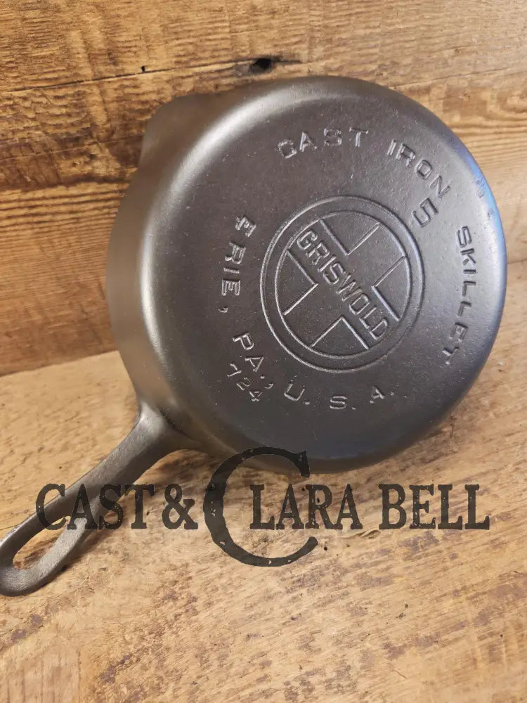 1930’s Griswold #5 Cast Iron Skillet with Large Block Logo 724. Awesome saute skillet! Skillet