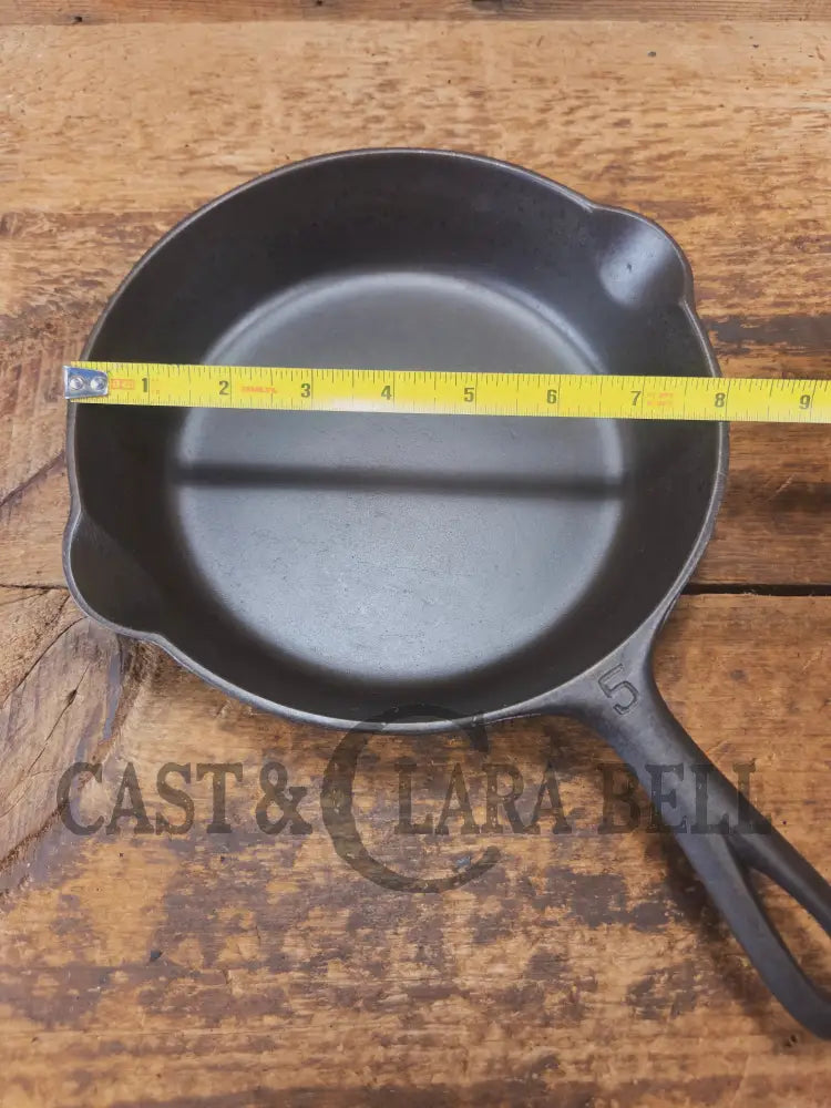 1930’s Griswold #5 Cast Iron Skillet with Large Block Logo 724 C - Skillet