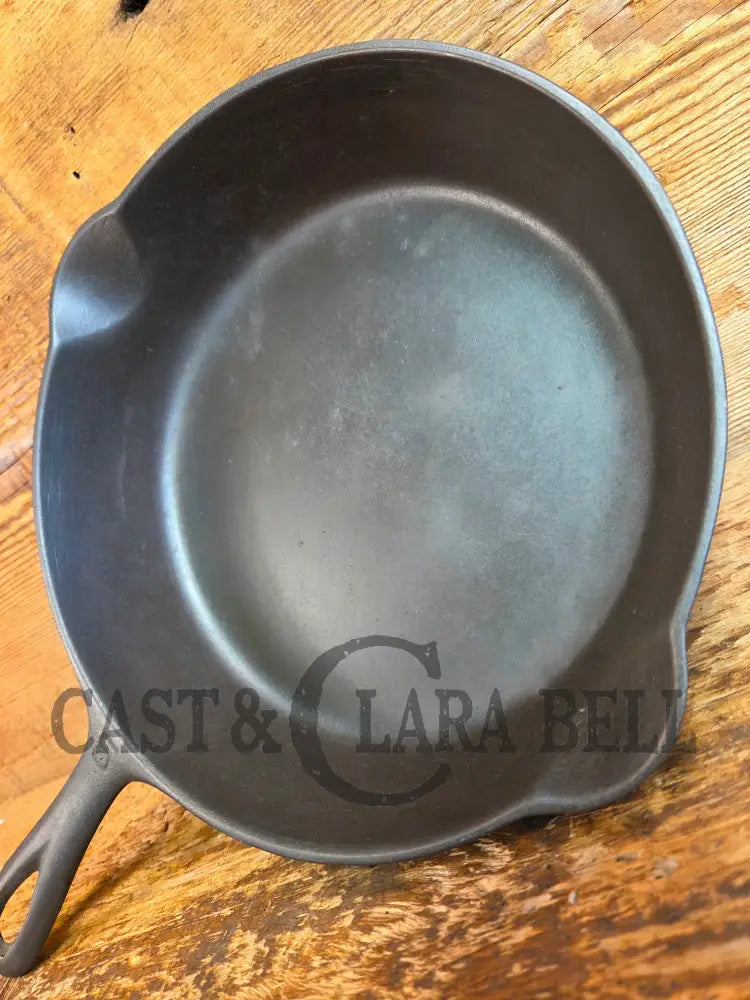 1930’s Griswold #5 Cast Iron Skillet with Large Block Logo 724 C - Skillet
