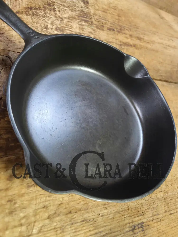 1930’s Griswold #5 Cast Iron Skillet with Large Block Logo 724 C. Awesome sauté skillet! Skillet
