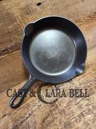 1930’s Griswold #5 Cast Iron Skillet with Large Block Logo 724 C. Awesome sauté skillet! Skillet