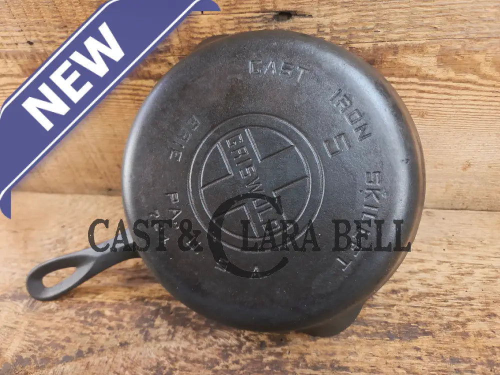 1930’s Griswold #5 Cast Iron Skillet with Large Block Logo and Smooth Bottom 724. Awesome sauté skillet! Skillet