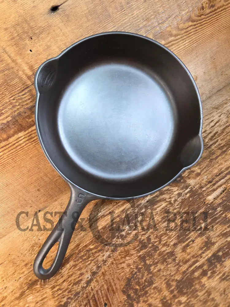 1930’s Griswold #5 Cast Iron Skillet with Large Block Logo and Smooth Bottom 724. Awesome sauté skillet! - Skillet