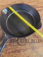 1930’s Griswold #5 Cast Iron Skillet with Large Block Logo and Smooth Bottom 724. Awesome sauté skillet! - Skillet