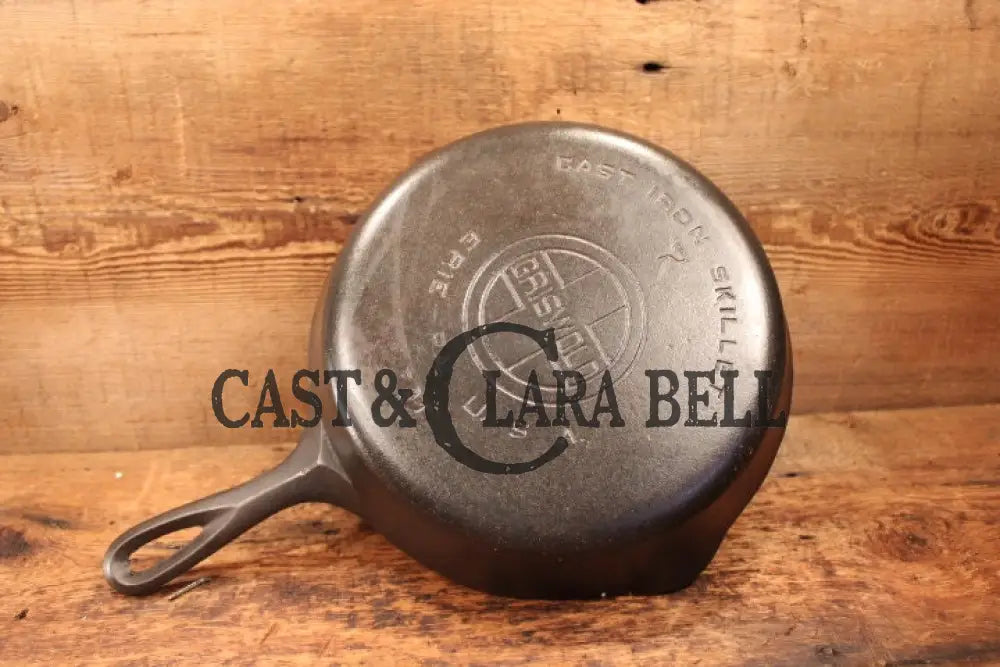 1930’S Griswold #7 Cast Iron Skillet With Large Block Logo 701 F