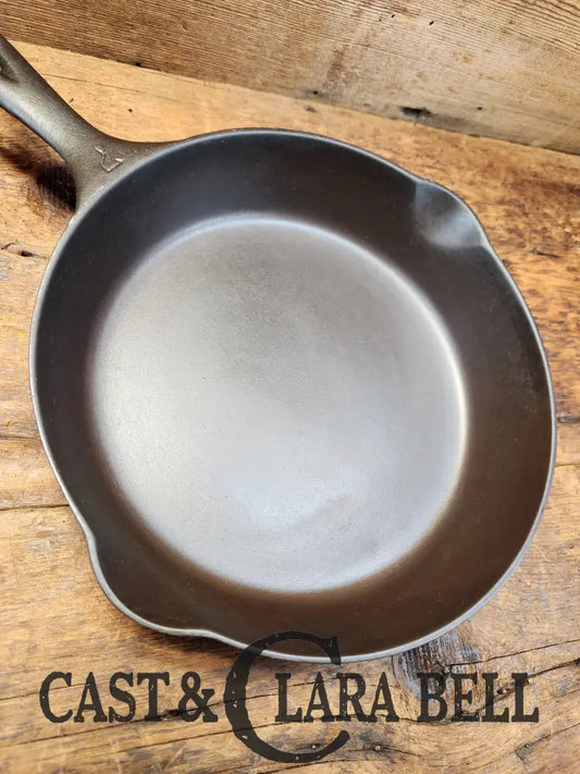 1930’S Griswold #7 Skillet W Large Block Logo Smooth Bottom 701. Perfect For Gas Or Coil Ranges!