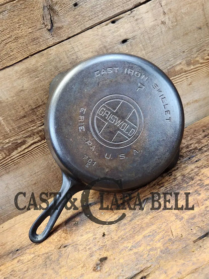 1930’S Griswold #7 Skillet W Large Block Logo Smooth Bottom 701. Perfect For Gas Or Coil Ranges!