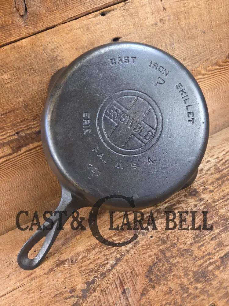 1930’s Griswold #7 Skillet with Large Block Logo and Smooth Bottom 701 D Skillet