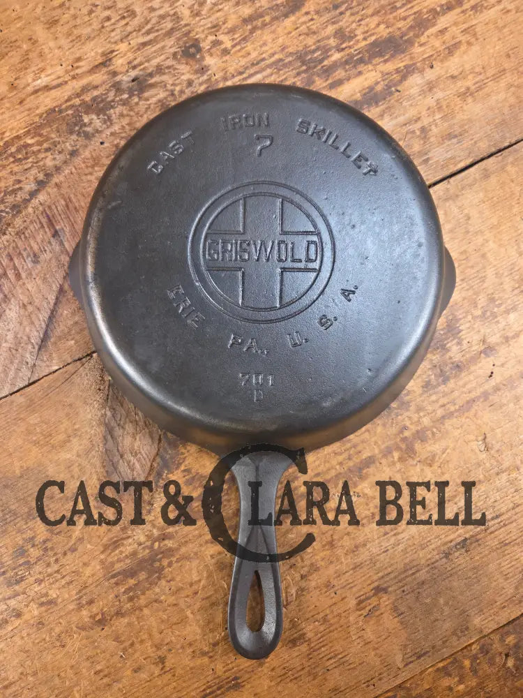 1930’s Griswold #7 Skillet with Large Block Logo and Smooth Bottom 701 D Skillet
