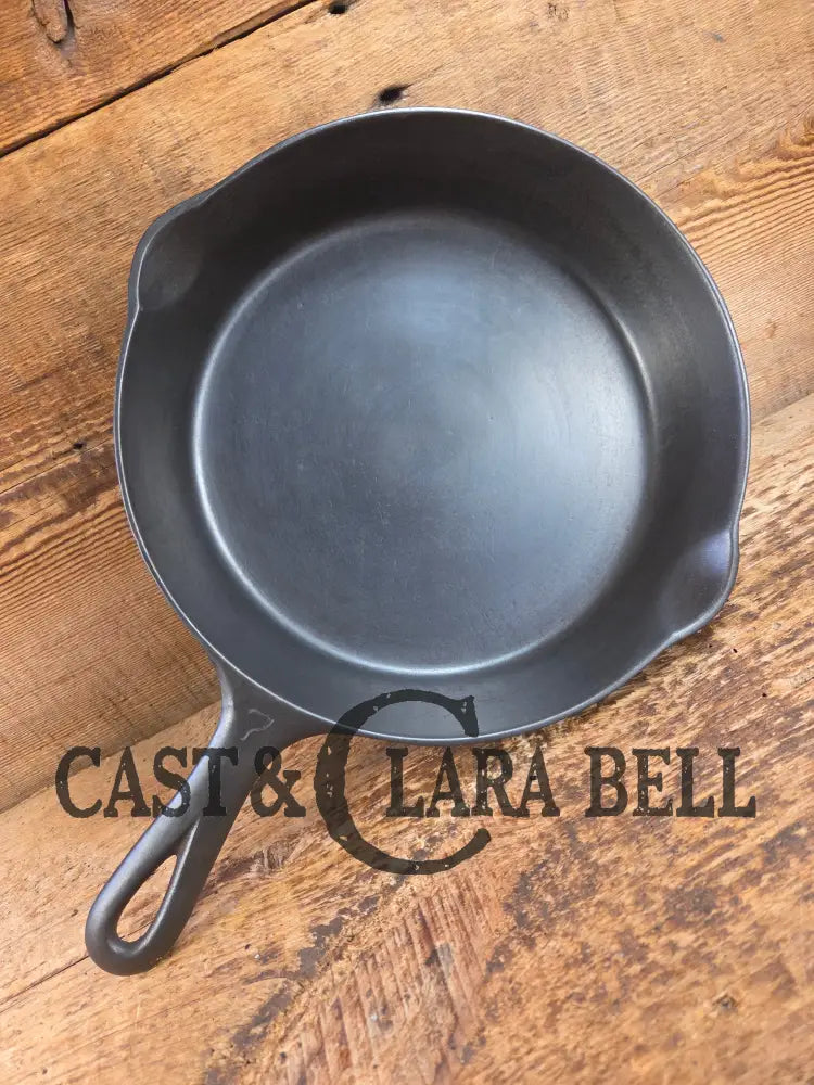 1930’s Griswold #7 Skillet with Large Block Logo and Smooth Bottom 701 D Skillet