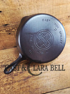 1930’s Griswold #7 Skillet with Large Block Logo and Smooth Bottom 701 D. See description Skillet