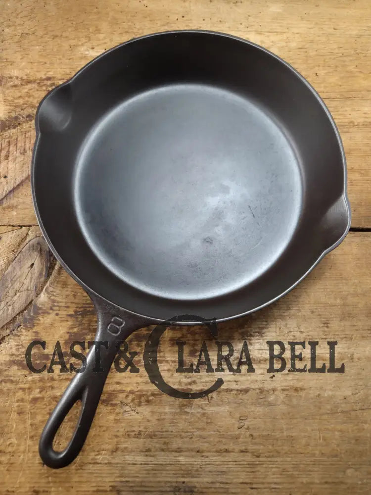 1930’s Griswold #8 Cast Iron Skillet with Large Block Logo 704 A. Perfect for ALL cooktops Skillet