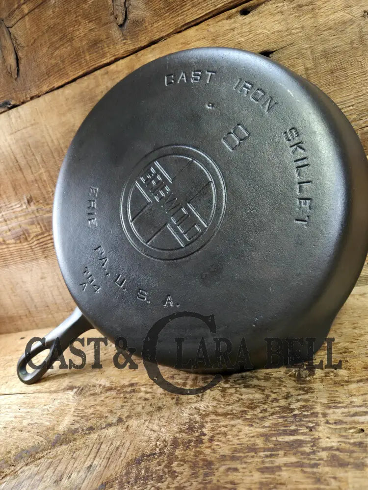 1930’s Griswold #8 Cast Iron Skillet with Large Block Logo 704 A. Perfect for gas and electric cooktops!
