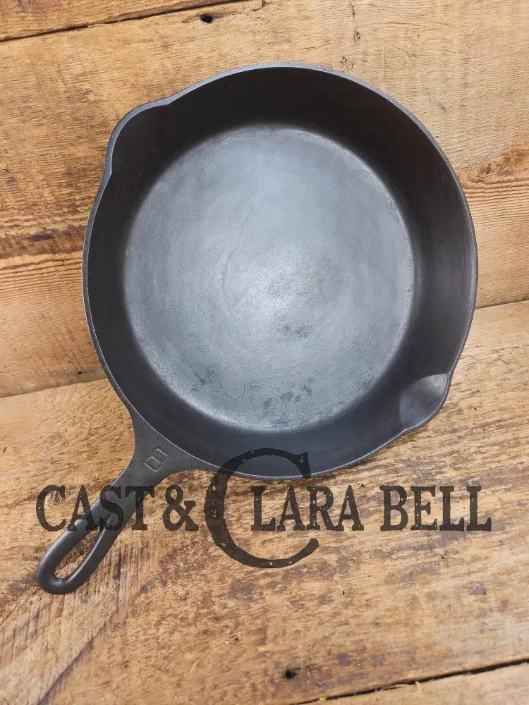 1930’s Griswold #8 Cast Iron Skillet with Large Block Logo 704 B Skillet
