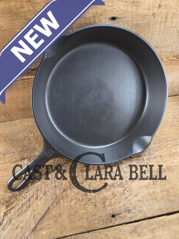 1930’s Griswold #8 Cast Iron Skillet with Large Block Logo 704 B. Perfect for gas and electric cooktops! Skillet