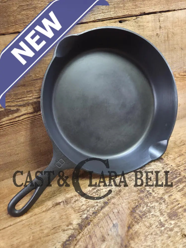 1930’s Griswold #8 Cast Iron Skillet with Large Block Logo 704 B. Perfect for gas and electric cooktops! Skillet