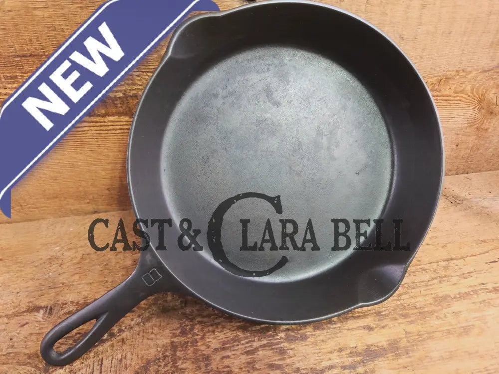 1930’s Griswold #8 Cast Iron Skillet with Large Block Logo 704 G Skillet