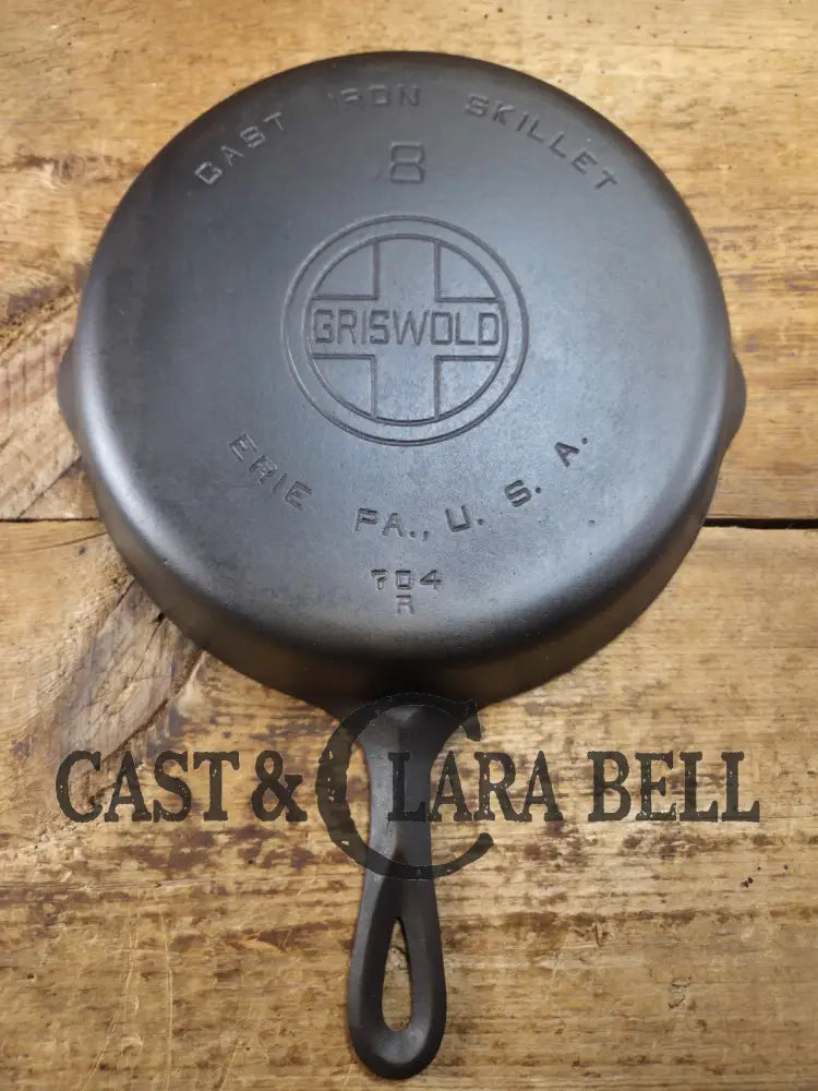 1930’s Griswold #8 Cast Iron Skillet with Large Block Logo 704 R Skillet