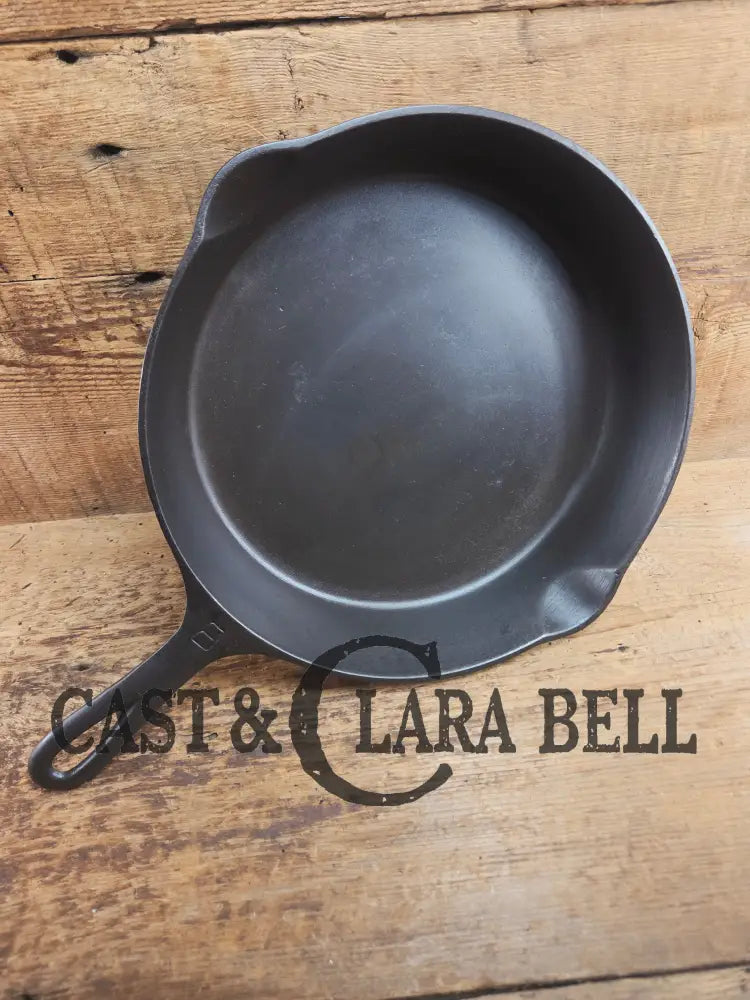 The Classic! Griswold #8 Skillet with Large Block Logo and Smooth Bottom Erie PA USA p/n 704 P Skillet