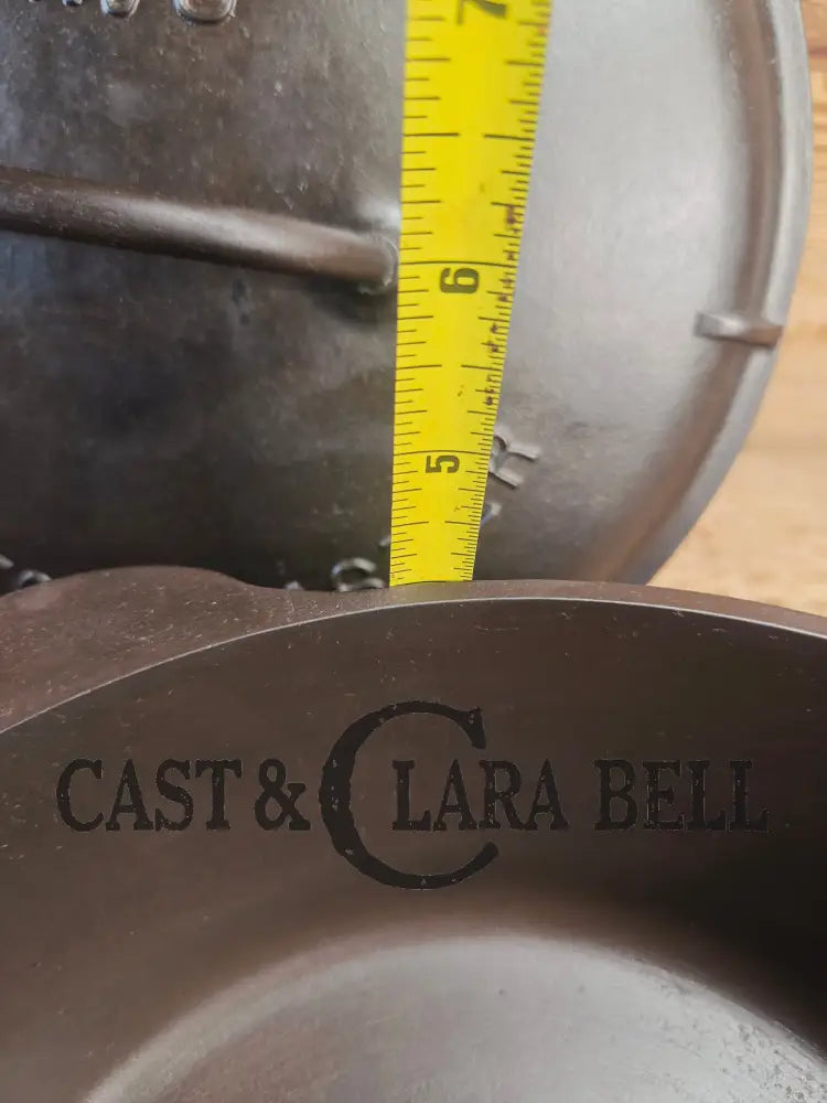 1930’s Griswold #8 Tite-Top Dutch Oven 1278 B fully marked raised Matching Lid (2551 A)! Perfect for soups & stews.