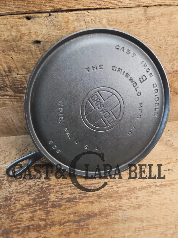 1930’s Griswold #9 Cast Iron Griddle Large Block logo ’Erie PA USA,’609’’. Awesome for pancakes and grilled cheese!