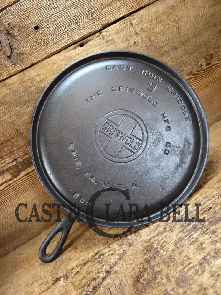 1930’s Griswold #9 Cast Iron Griddle Large Block logo ’Erie PA USA,’609’’. Awesome for pancakes and grilled cheese!