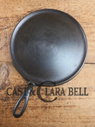 1930’s Griswold #9 Cast Iron Griddle Large Block logo ’Erie PA USA,’609’’. Awesome for pancakes and grilled cheese!