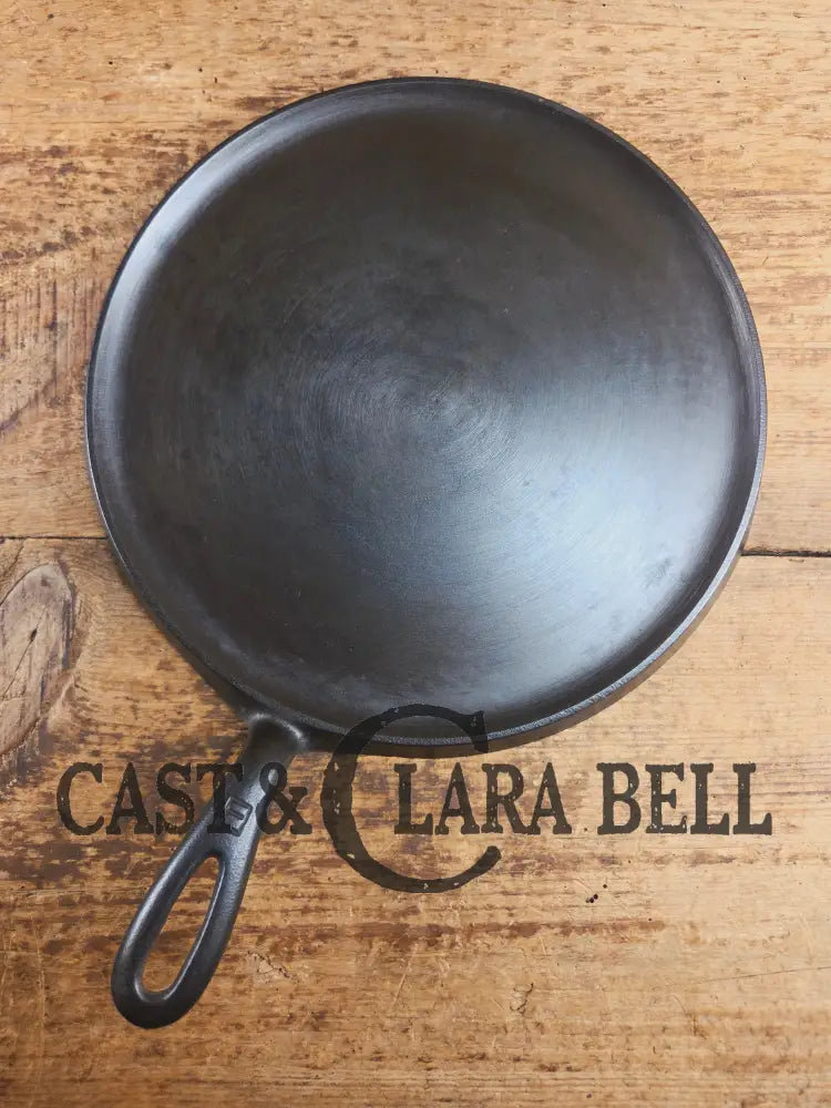 1930’s Griswold #9 Cast Iron Griddle Large Block logo ’Erie PA USA,’609’’. Awesome for pancakes and grilled cheese!