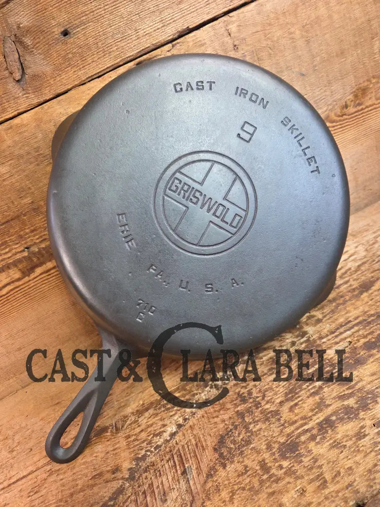 1930’s Griswold #9 Skillet with Large Block Logo and Smooth Bottom 710 C - Skillet