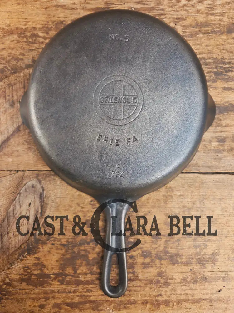 1930’s Griswold No. 5 Saute Skillet Small Logo Grooved Handle Smooth Bottom 724 A Skillet