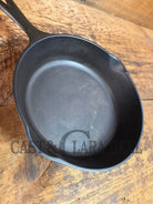1930’s Unmarked Wagner #8 Skillet with Heat Ring. FANTASTIC daily user for a great price! - Skillet
