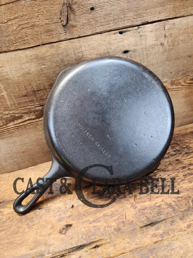 1930’S Unmarked Wagner #8 Skillet With Heat Ring. Fantastic Daily User For A Great Price!