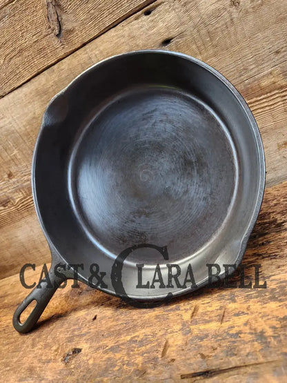 1930’S Unmarked Wagner #8 Skillet With Heat Ring. Fantastic Daily User For A Great Price!