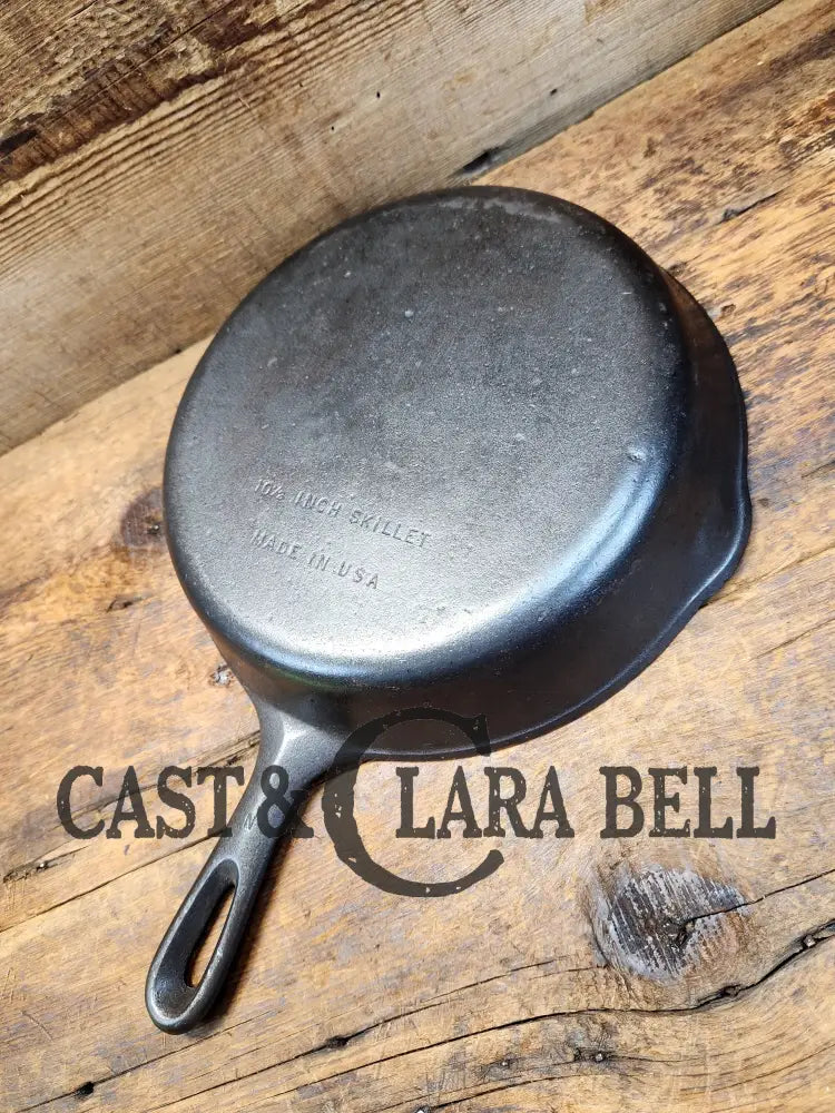 1930’S Unmarked Wagner #8 Skillet With Heat Ring. Fantastic Daily User For A Great Price!