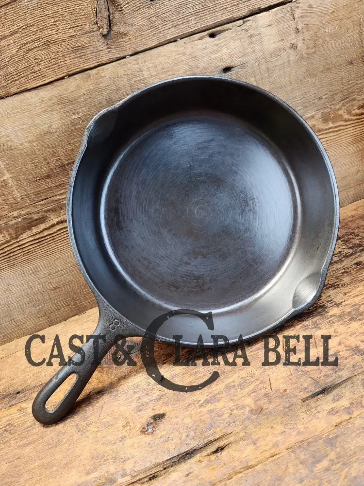 1930’S Unmarked Wagner #8 Skillet With Heat Ring. Fantastic Daily User For A Great Price!