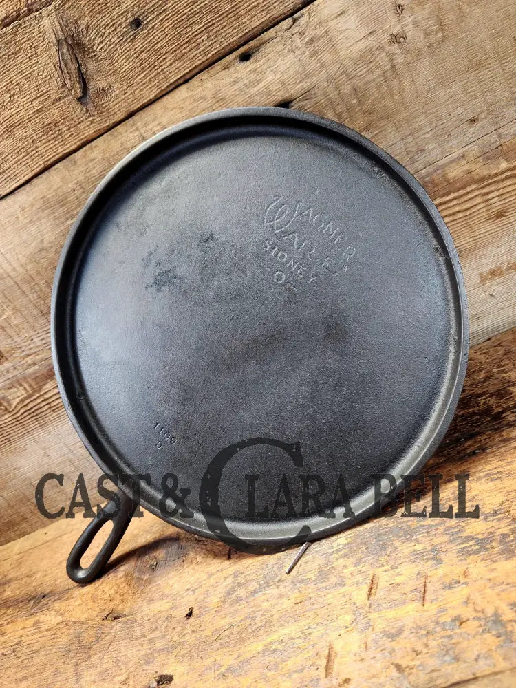 1930’S Wagner #9 Round Griddle Stylized Logo 1109 D. Perfect For Grilled Cheese Omelettes And