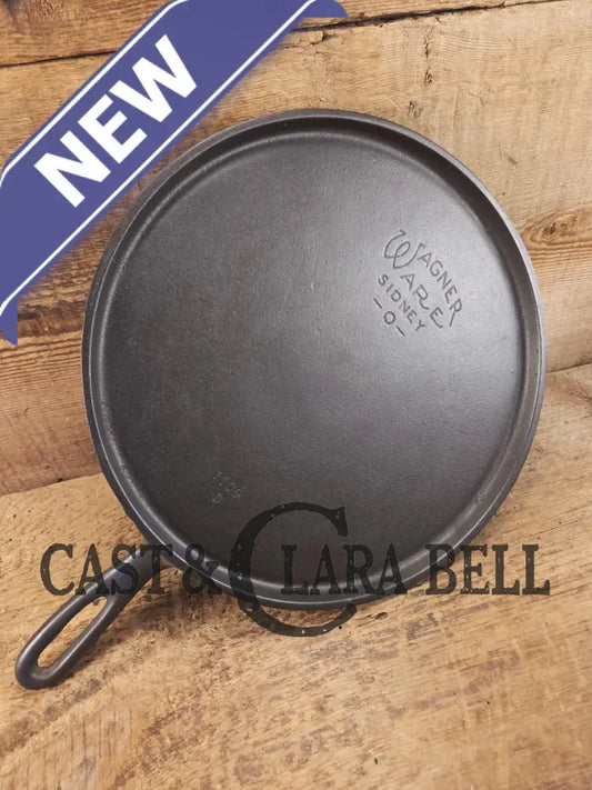 1930’s Wagner #9 Round Griddle Stylized Logo 1109 D. Perfect for grilled cheese omelettes and flat iron cooking!