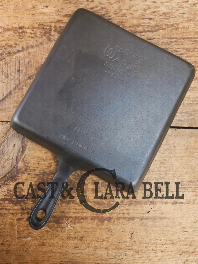 1930’s Wagner Square Skillet with Stylized Logo 1103 Bacon Skillet. GREAT pan to have in the kitchen! Skillet