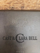 1930’s Wagner Square Skillet with Stylized Logo 1103 Bacon Skillet. GREAT pan to have in the kitchen! Skillet