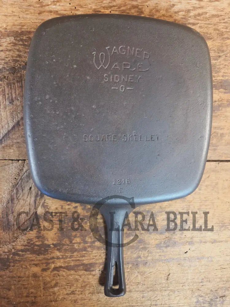1930’s Wagner Square Skillet with Stylized Logo 1218 D. GREAT pan to have in the kitchen! SC24 (Copy) - Skillet