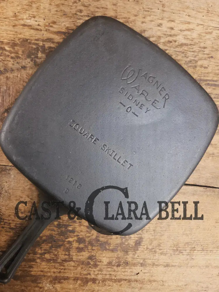 1930’s Wagner Square Skillet with Stylized Logo 1218 D. GREAT pan to have in the kitchen! SC24 Skillet