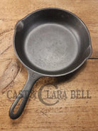 1930’s Wagner Unmarked #6 Cast Iron Sautee Skillet perfect first pan or daily user! Skillet