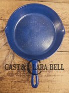 1930’s Wagner Unmarked #8 Cast Iron Sautee Skillet with blue speckled enamel! SC24 Skillet