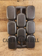 1930’s Wagner Ware Cast Iron Oblong shallow Gem pan 8 cup 1329 ’G’. Perfect for cornbread muffins or biscuits! Bakeware