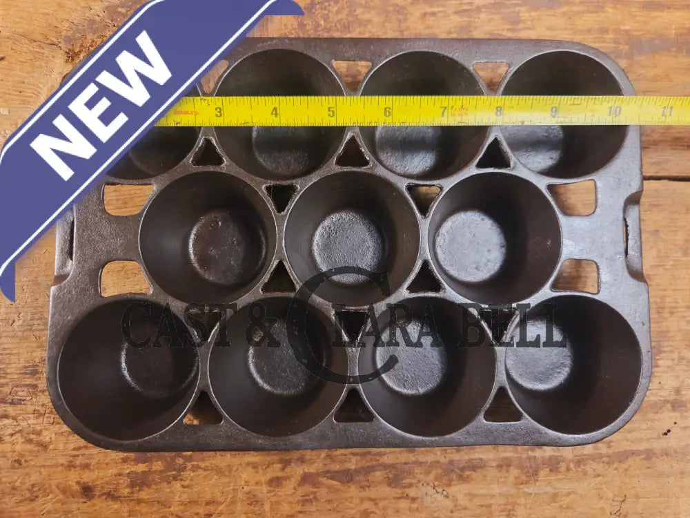 1930’s Wagner Ware Cast Iron Popover Pan 11 cup 1337 ’S’. Perfect for cornbread muffins or popovers Bakeware