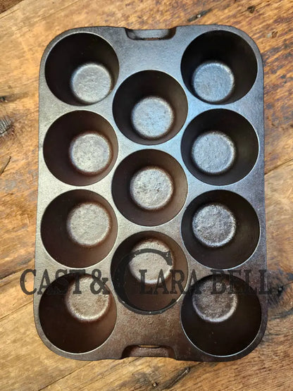 1930’S Wagner Ware Cast Iron Popover Pan 11 Cup 1337 ’S’. Perfect For Cornbread Muffins Or