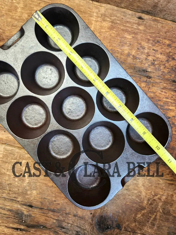 1930’S Wagner Ware Cast Iron Popover Pan 11 Cup 1337 ’S’. Perfect For Cornbread Muffins Or