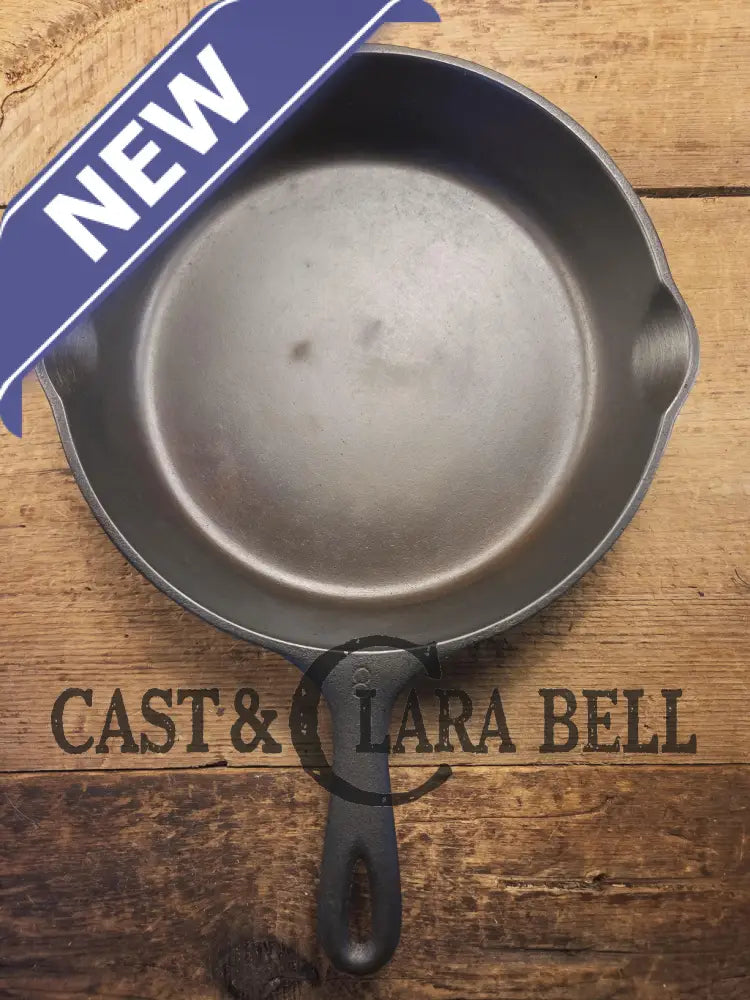 1930’s Wagner Ware Sidney -O- #8 Skillet with Smooth Bottom 1058 K. Restored and Ready to Use! Skillet